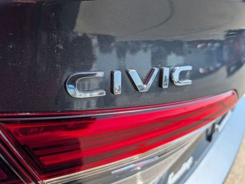 Used 2023 Honda Civic LX image 27