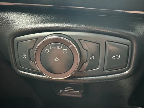 Used 2019 Lincoln MKZ Reserve w/ Luxury Package FWD image 28