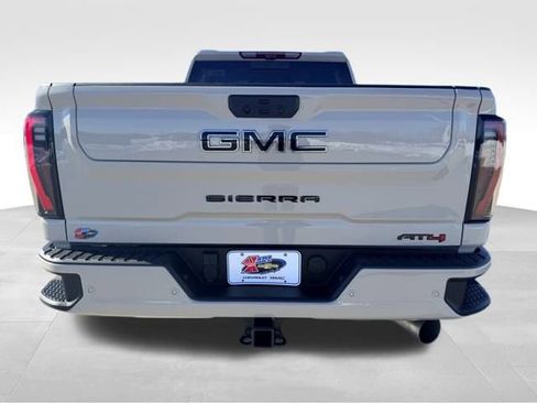 New 2026 GMC Sierra 2500 AT4 w/ AT4 Premium Plus Package image 4