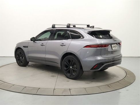 Used 2025 Jaguar F-PACE R-Dynamic S image 5