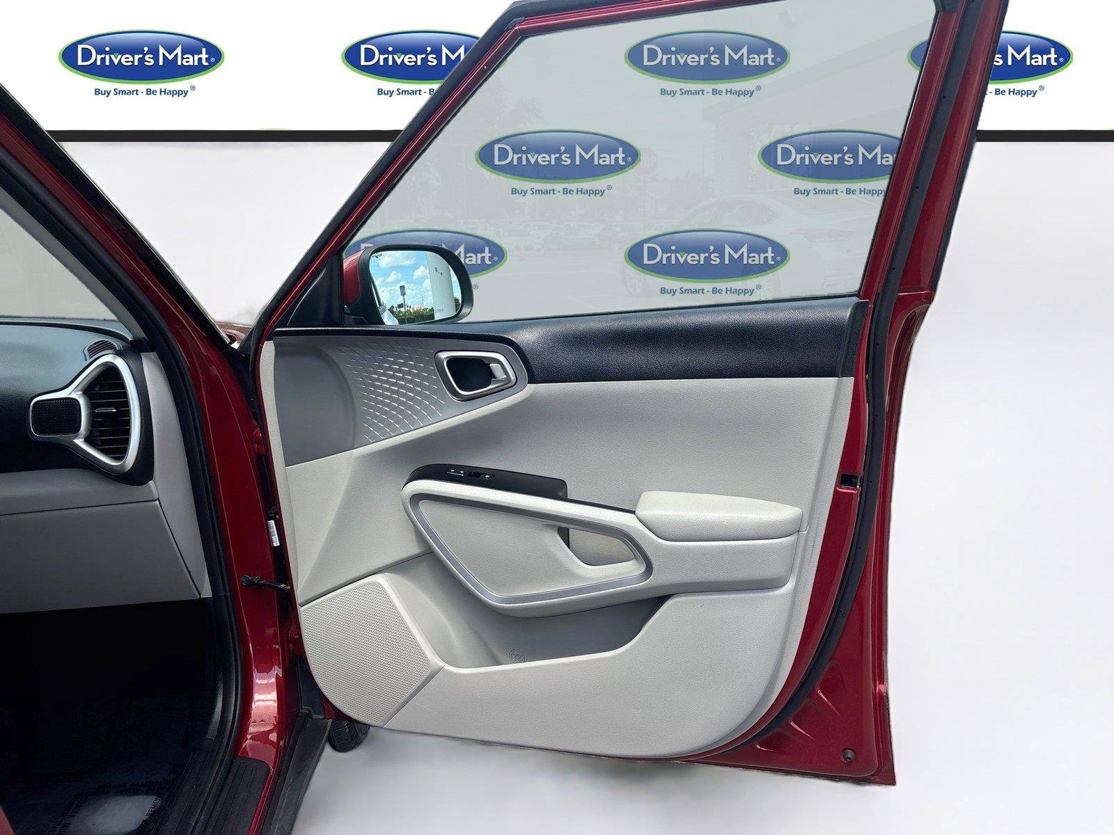 Used 2022 Kia Soul LX w/ Technology Package FWD image 25