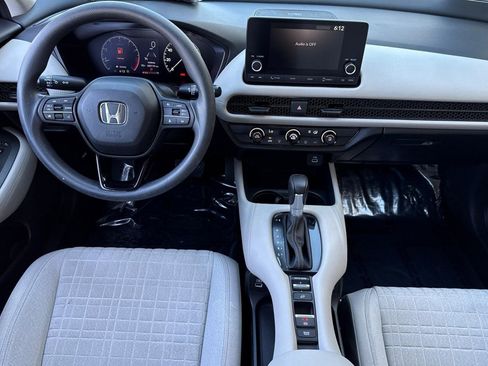 Used 2023 Honda HR-V LX image 26