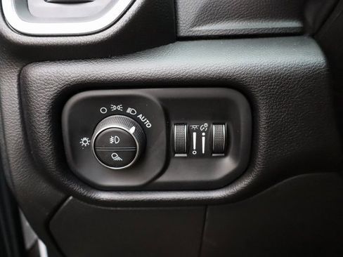 Used 2025 RAM 3500 Laramie image 16