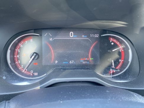 Used 2023 Toyota RAV4 XLE image 16