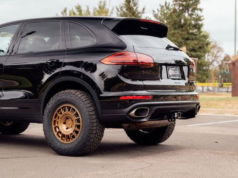 Used 2015 Porsche Cayenne Diesel AWD/4WD image 26