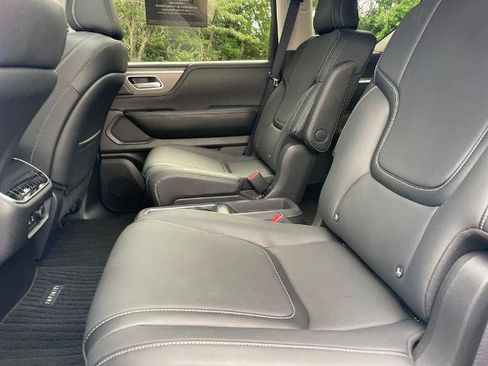 Certified 2025 INFINITI QX80 Pure AWD/4WD image 12