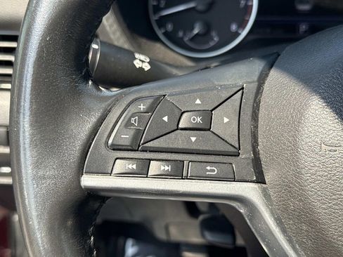 Used 2021 Nissan Sentra SV image 25