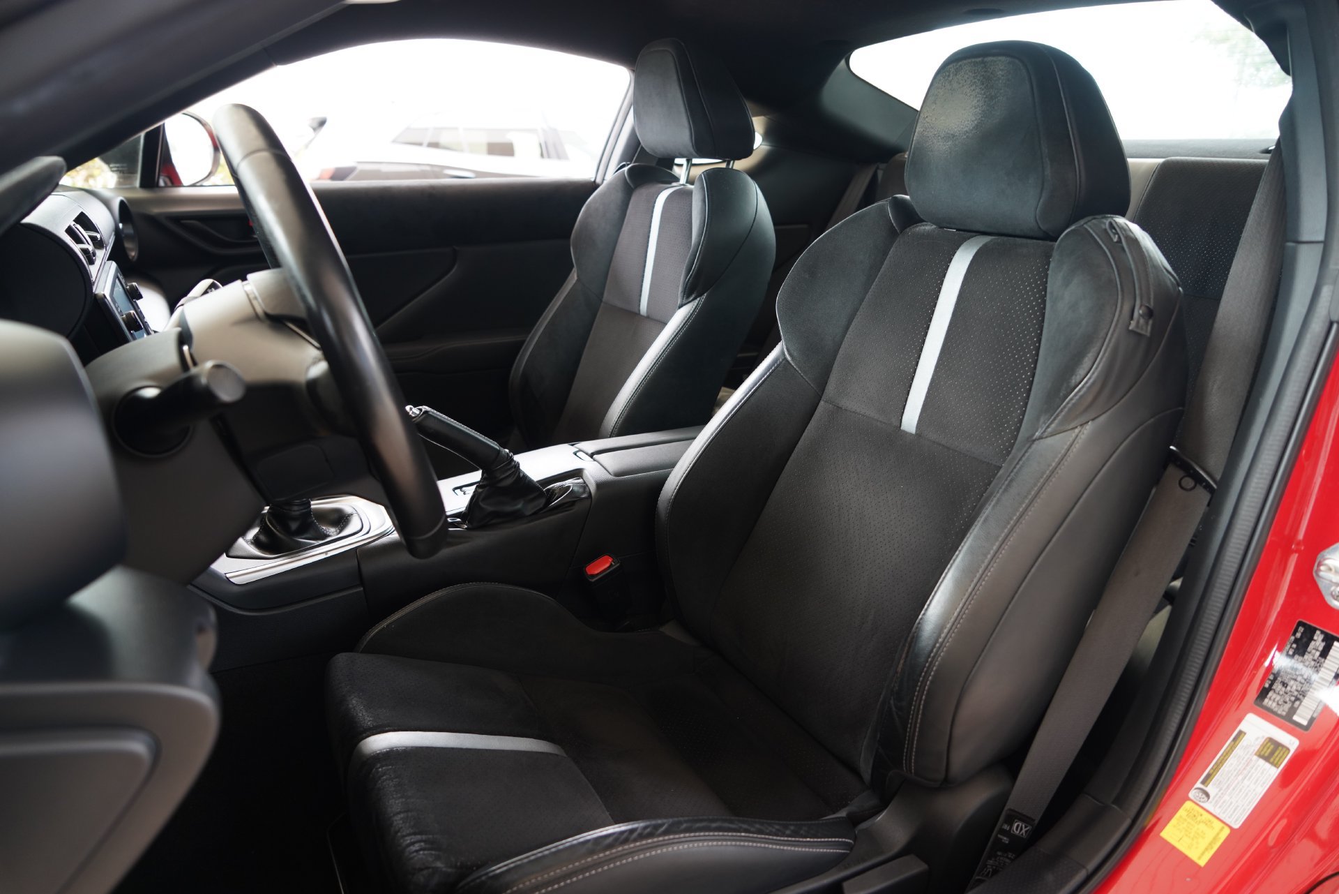 Used 2023 Toyota GR86 Premium RWD image 11