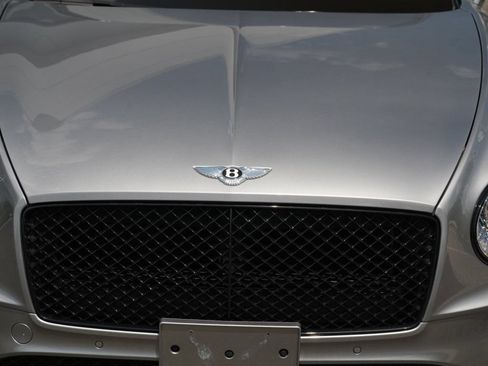 Used 2021 Bentley Continental GT AWD/4WD image 28