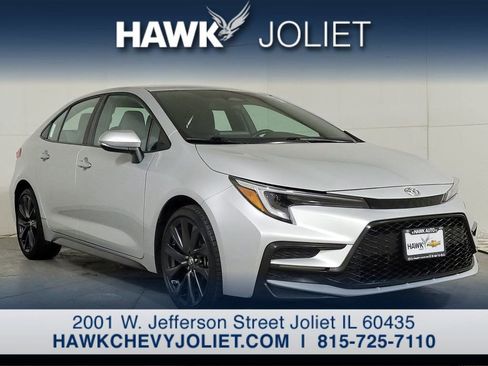 Used 2024 Toyota Corolla SE image 1