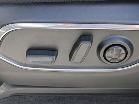 Used 2024 Jeep Wagoneer Series II image 18