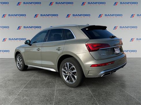 Used 2023 Audi Q5 2.0T Premium Plus w/ Premium Plus Package image 3