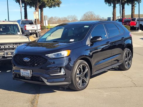 Used 2021 Ford Edge ST image 8