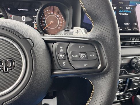 New 2025 Jeep Wrangler Unlimited Rubicon 392 image 8