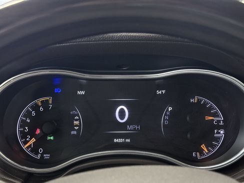 Used 2018 Jeep Grand Cherokee Overland image 45