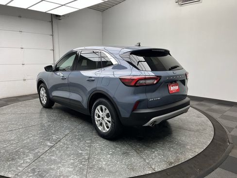 Certified 2023 Ford Escape Active w/ Tech Pack #1 AWD/4WD image 2