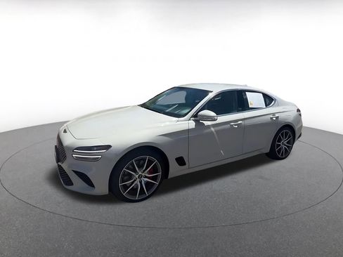 Used 2025 Genesis G70 2.5T AWD/4WD image 8