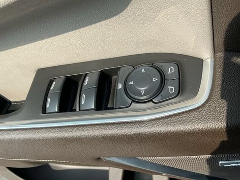 Used 2025 Chevrolet Silverado 1500 RST AWD/4WD image 12