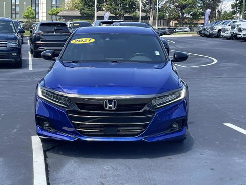 Used 2021 Honda Accord Sport image 2
