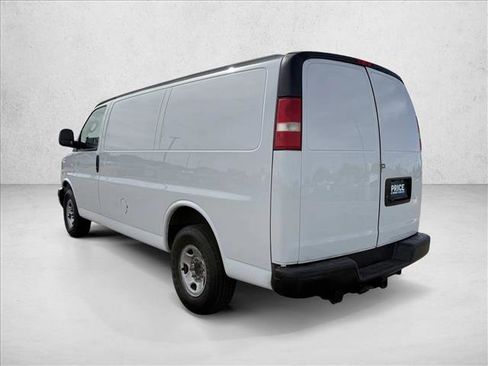 Used 2019 Chevrolet Express 2500 w/ Driver Convenience Package RWD image 8