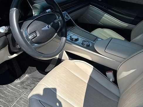 Used 2023 Genesis GV80 2.5T w/ Advanced Package AWD/4WD image 7