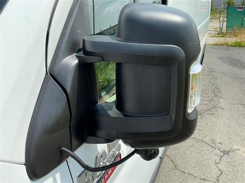 Used 2017 RAM ProMaster 2500 w/ Interior Convenience Group FWD image 11