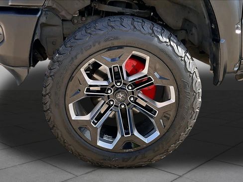 Used 2022 RAM 1500 Laramie image 10