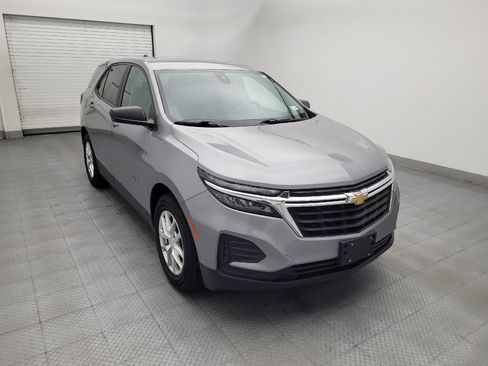 Used 2023 Chevrolet Equinox LS w/ LS Convenience Package FWD image 13