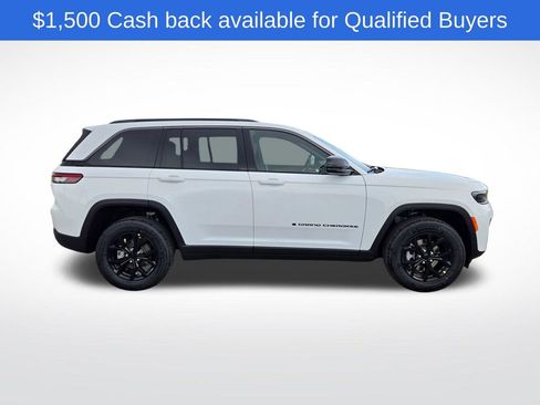New 2026 Jeep Grand Cherokee Altitude AWD/4WD image 2