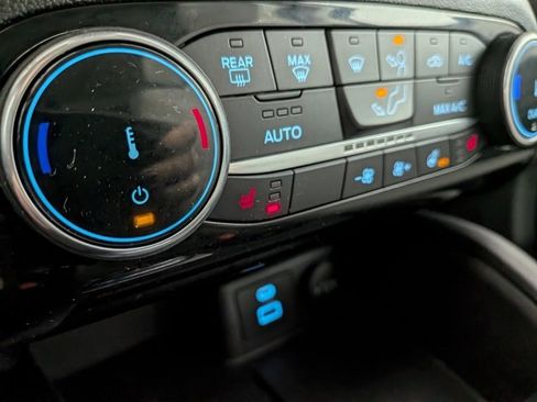 Used 2022 Ford Escape SE w/ Convenience Package image 8