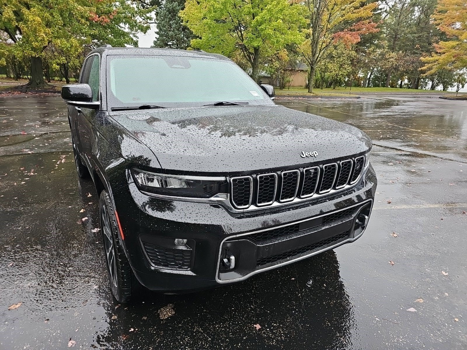 Used 2023 Jeep Grand Cherokee Overland w/ Adv Protech Group III AWD/4WD image 8