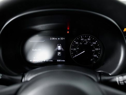 Used 2024 Nissan Kicks SV image 23