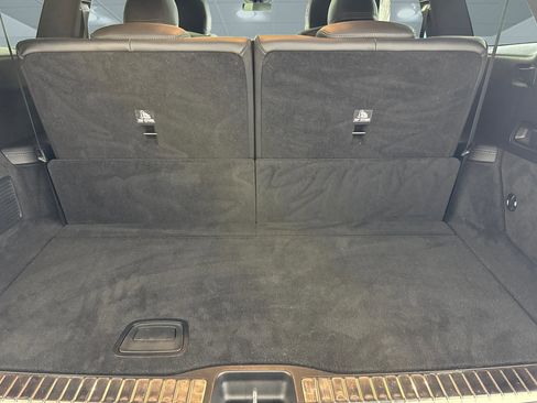 Certified 2023 Mercedes-Benz GLS 450 4MATIC image 36