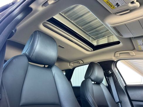 Certified 2025 MAZDA CX-30 AWD 2.5 S w/ Preferred Package image 21