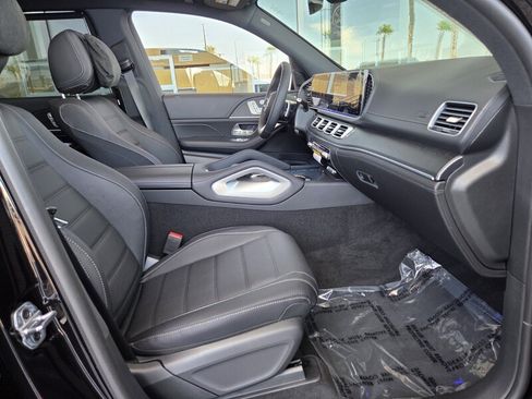 New 2026 Mercedes-Benz GLS 450 4MATIC image 18