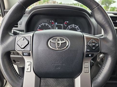 Used 2021 Toyota 4Runner SR5 Premium w/ Moonroof Package AWD/4WD image 24
