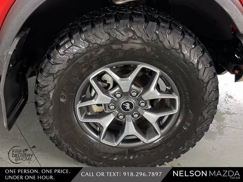 Used 2023 Ford Bronco Badlands image 14