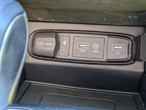 Used 2020 Hyundai Santa Fe Limited w/ Cargo Package image 29