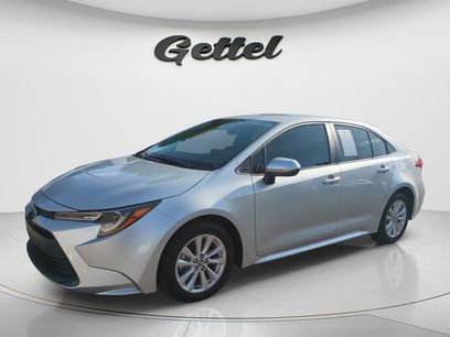 Used 2025 Toyota Corolla LE w/ LE Premium Package