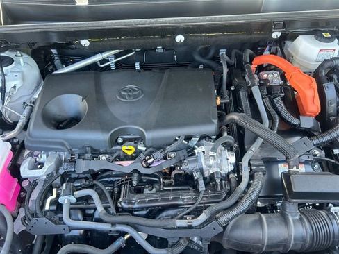Certified 2023 Toyota RAV4 SE w/ Convenience Package AWD/4WD image 19