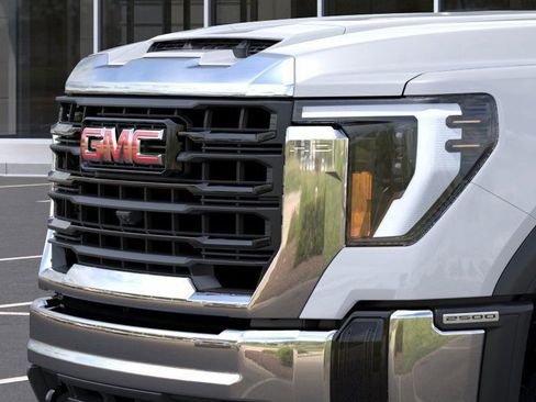 New 2026 GMC Sierra 2500 Pro image 13