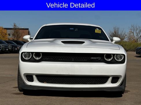 Used 2018 Dodge Challenger SRT Hellcat image 9