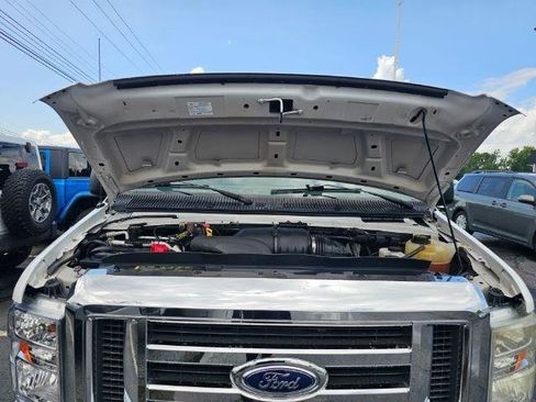 Used 2011 Ford E-350 and Econoline 350 XLT RWD image 32