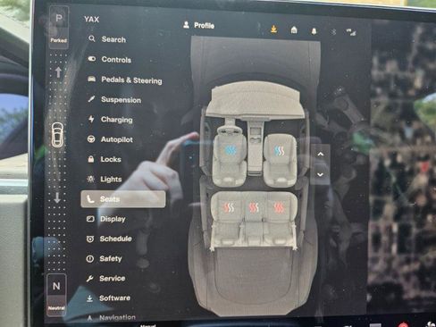 Used 2023 Tesla Model S AWD image 52