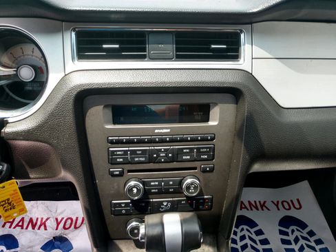 Used 2010 Ford Mustang Coupe image 17