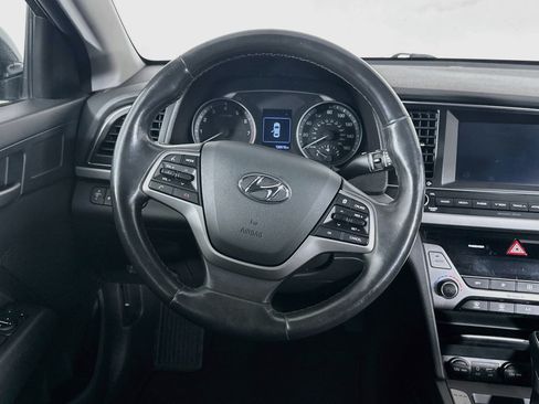 Used 2018 Hyundai Elantra Value Edition FWD image 18