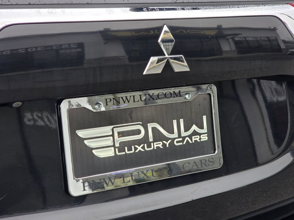 Used 2018 Mitsubishi Outlander ES FWD image 11