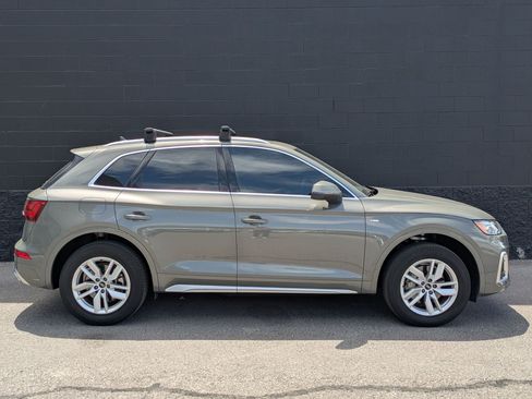 Certified 2023 Audi Q5 2.0T Premium w/ Convenience Package AWD/4WD image 5