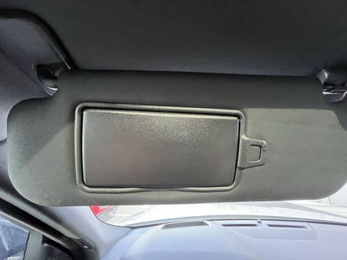 Certified 2024 Land Rover Range Rover Velar Dynamic SE image 23