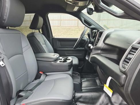 New 2026 RAM 3500 Tradesman AWD/4WD image 20